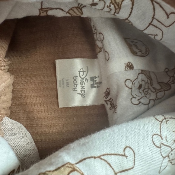 NWT Disney Winnie the Pooh Baby Brown and White Hooded Jacket size 3-6 months - Picture 2 of 4